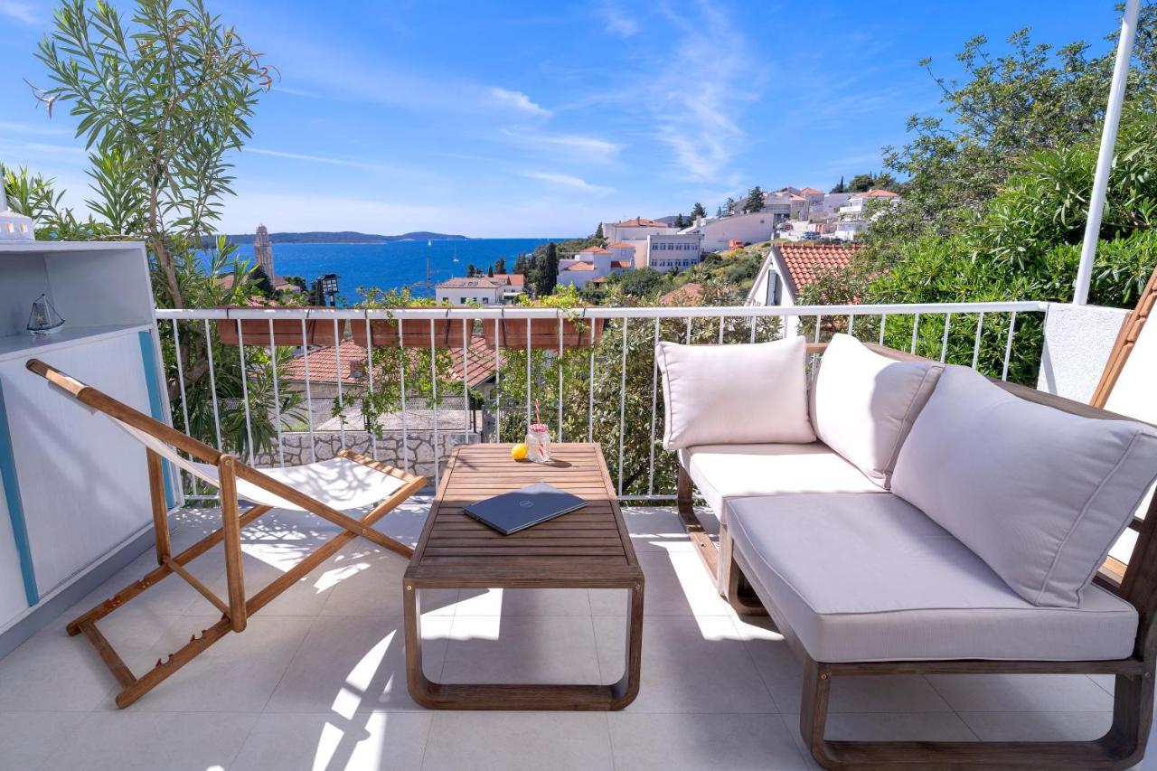 Awaken Gorgeous Sea View Hvar Town